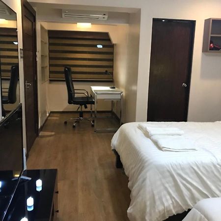 Long Term Condominium Stay In Ortigas Center Pasig City Exterior foto